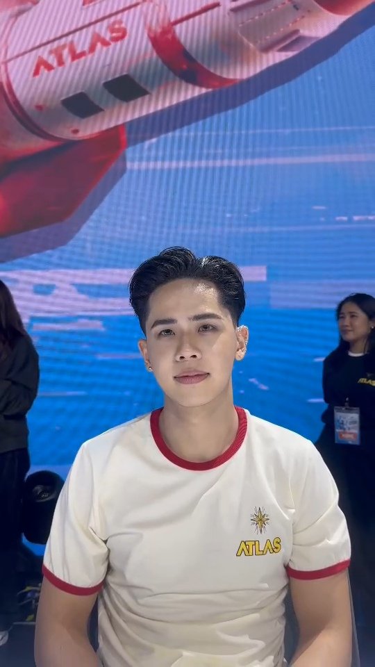 kis_smarc's tweet image. ขอมองตา 8.2 วิ วันนี้กับวันนั้นความรู้สึกต่างกันเลยเนอะ

#MuonATLAS
#ATLASBirthdayParty 
#ATLASBirthdayParty_DAY