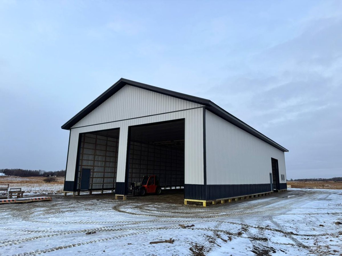 premiumbuilt's tweet photo. Evolution of the Build.

What started as bare ground has now quickly transformed into a massive farm building. Our team has now completed the exterior, and the structure is taking shape beautifully.

Next up: interior development, finishing work, and dialing everything in. https://t.co/V8onmmCpF5