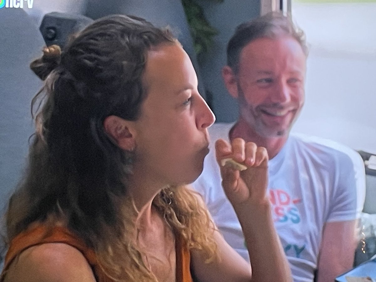 Marjontaalteken's tweet image. #onderwegnaarliefde spirituele geilneef is het #joris