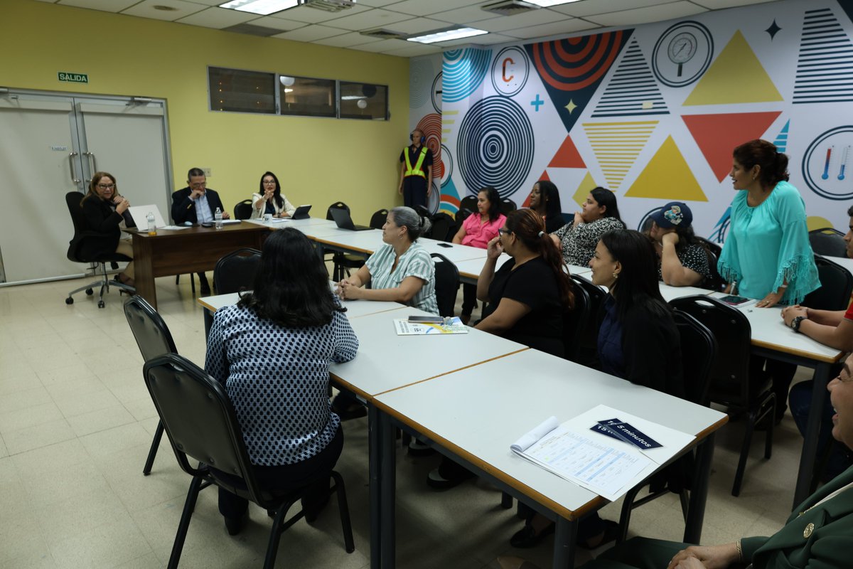 Facultad de Ingeniería Industrial | UTP tweet media