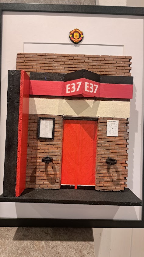 modelturnstiles's tweet image. To United Fans.  I am not taking any further orders for this Christmas but have 'THESE 3 Model turnstiles of Old Trafford to sell now. If you would like to buy one for your love one. Ready to send or collect today.  DM me NOW on here if you would like a bargain. A Unique stocking…