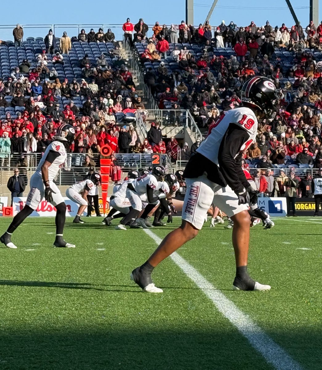 meethometown's tweet photo. State Championship football is in full swing! 🏈✨ Hometown is thrilled to be cheering teams on from the sidelines in states across the country. Check out a few behind-the-scenes shots from the #OHSAA and #PIAA games! https://t.co/0BlCTZS3Np