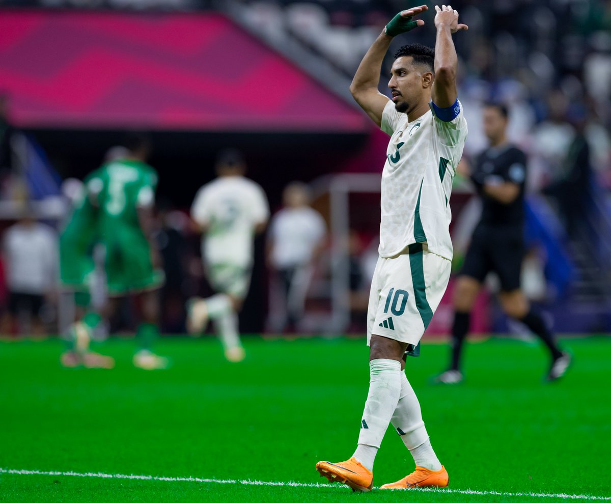 SPL's tweet photo. تهانينا للأبطال 🇸🇦

صقورنا إلى ربع نهائي كأس العرب 2025 🦅🏆

#دوري_روشن_السعودي | #معاك_يالأخضر https://t.co/DM2VDhb9G1