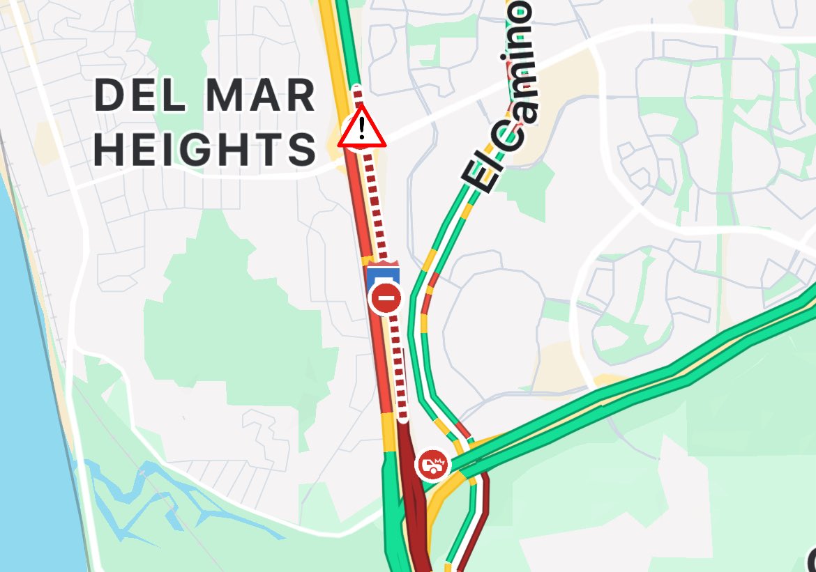SDCaltrans's tweet photo. 🚨Traffic Alert🚨
All northbound lanes of the 5 at Del Mar Heights are blocked due to police activity. https://t.co/hHerYOZmTn