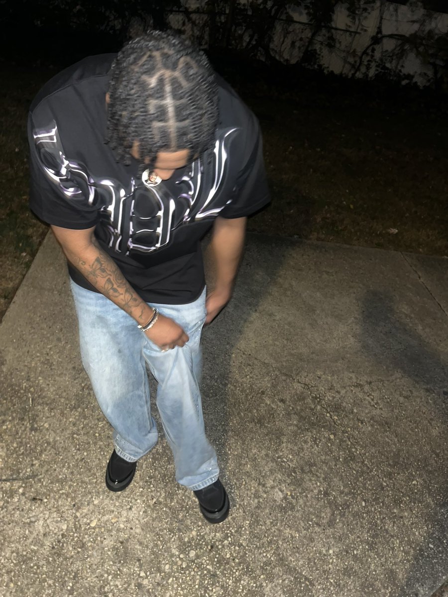 JC223_'s tweet image. 👣