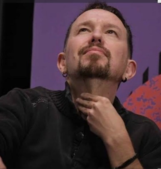 Jhoncrack_4's tweet image. Es EL RATA por excelencia, el libertador cuyo único acto revolucionario fue comprarse un chalet con piscina. El colaborador necesario de la muerte de miles de ancianos, el Che Guevara de Carrefour, el machista degenerado que las azota hasta sangrar.
El mayor miserable de España.