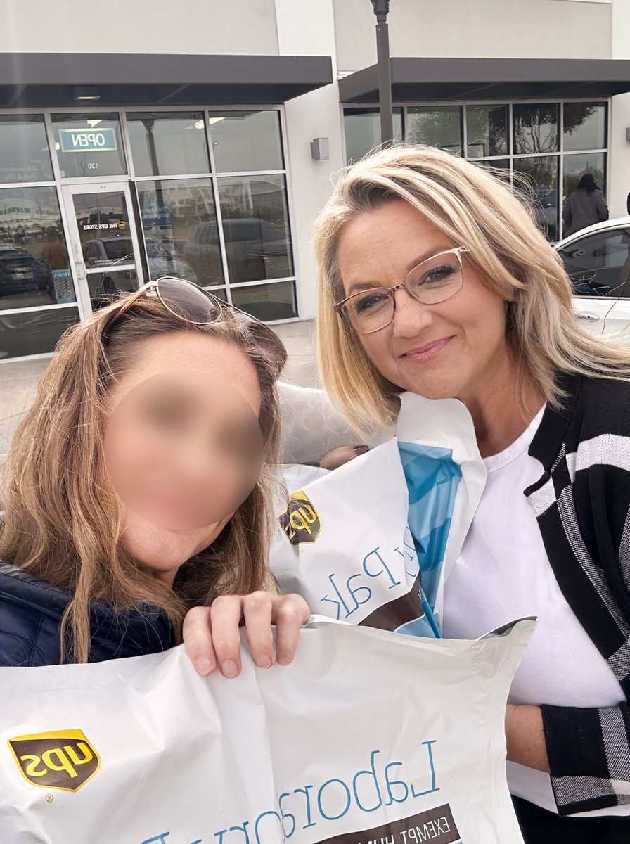 blondejenfreak's tweet photo. I’ll do you if you do me. 🩸
Sluts that test together…dropping off our home kits off for more slutty escapades.🍆😈🫦
I don’t think UPS wants to be tagged 🤭🤣@TrixLoveQoS
#safesexissexy
#TheClassySlut
#prodx
#dallascontentcreators https://t.co/N17UYpMglC