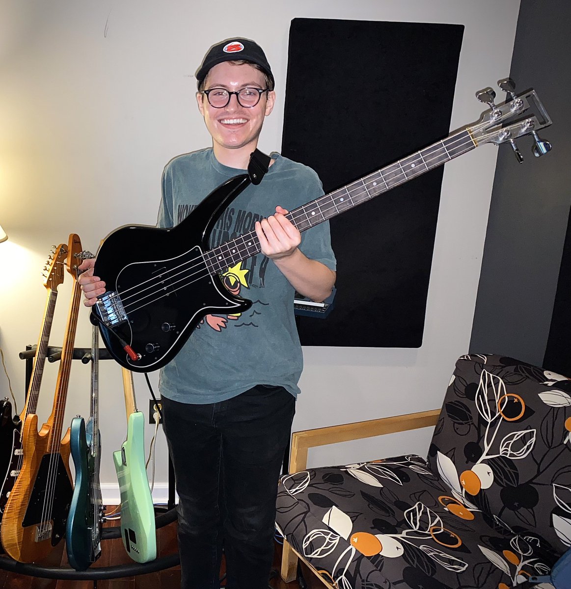 estradiologist's tweet image. recording the song vs releasing the song (new @ParkwayColumbia  song out today!)