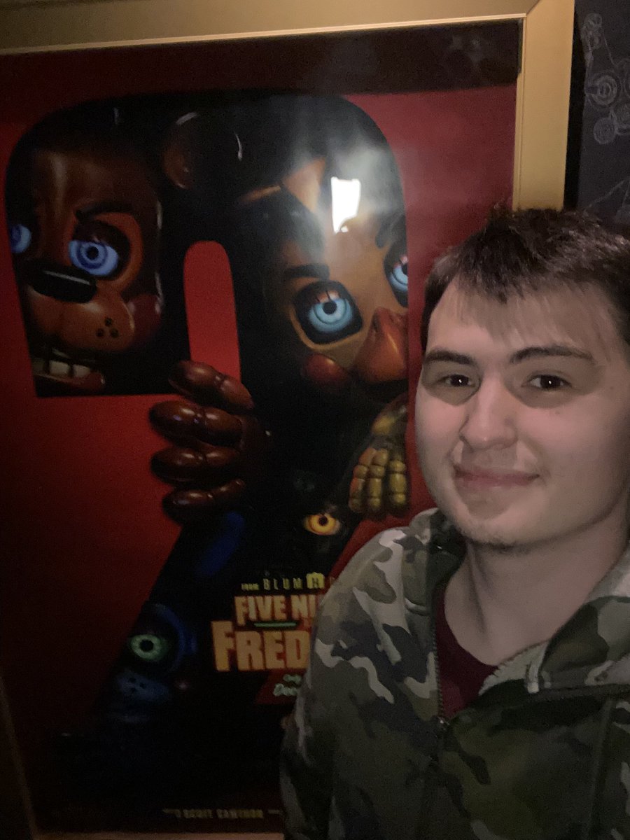 Bout to watch the #fnaf2movie