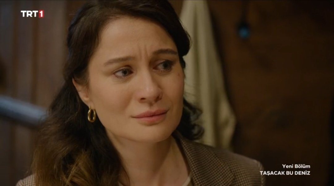 Dizinin en aptal karakteri olmayı nasıl becerdin acaba

#TaşacakBuDeniz