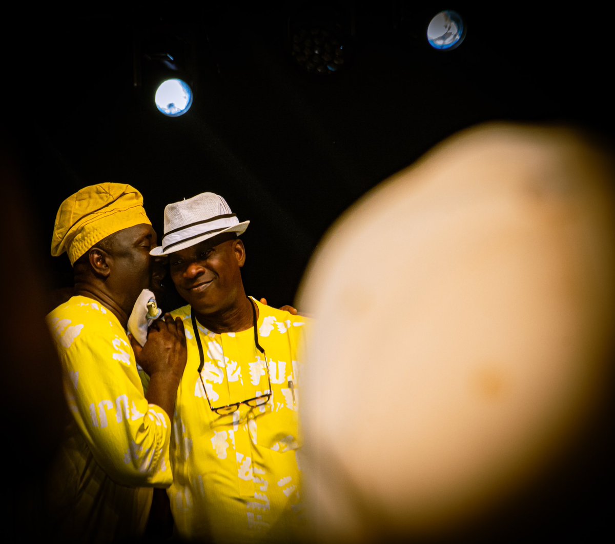 realbeliever10's tweet photo. Last night at Muri Okunola Park, the atmosphere changed the moment K1 De Ultimate stepped on stage.
Fuji Opera came alive with drums, chants, and that timeless voice that carries generations.
#FujiOpera #Fujivibrations @fujiopera
CHECK THREAD ๐๐พ https://t.co/R8p11KvO4j