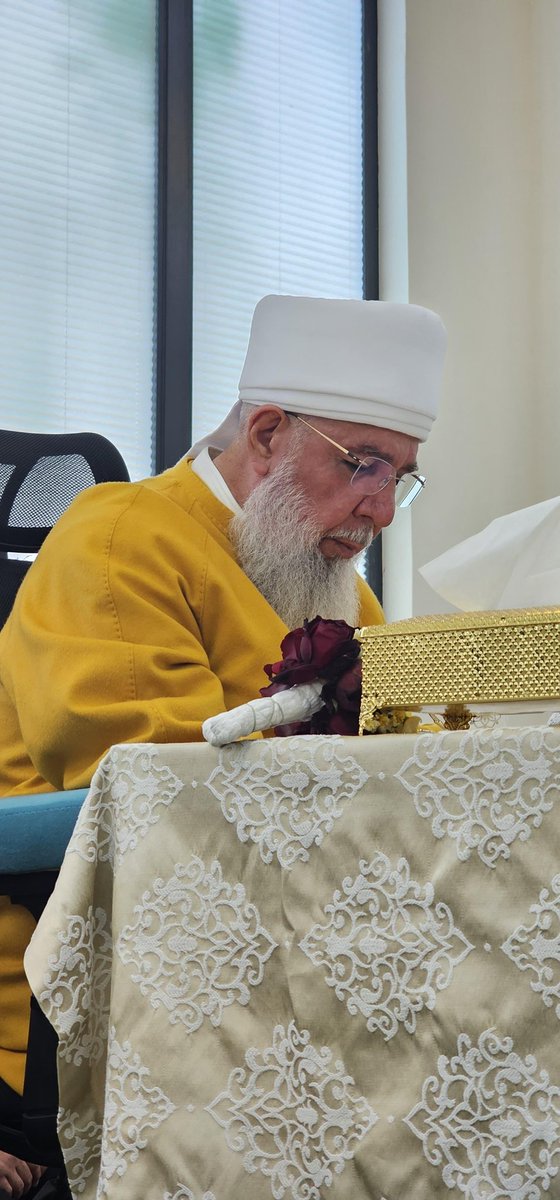 Muhammed_Tokadi's tweet photo. Menzil'in Güneşi
(Kaddesallâhu sırrahu'l âli) https://t.co/qjO6iwoeRr