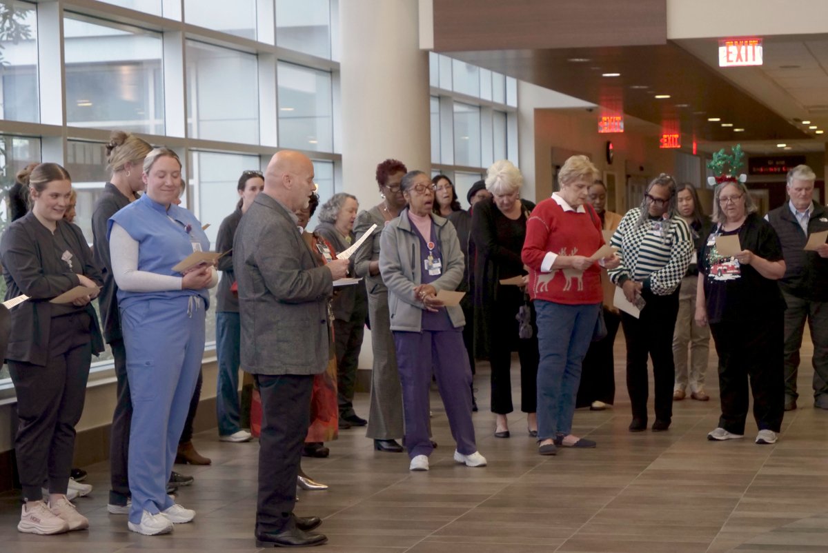 🎄 ✨It’s beginning to look a lot like Christmas at Baptist Health Princeton Hospital!✨🎄
 
Team members welcomed the season with festive caroling and uplifting words from Rev. Dr. Cecilia Ann Walker beforelighting up the east atrium with beautiful holiday lights. ⭐️🧡