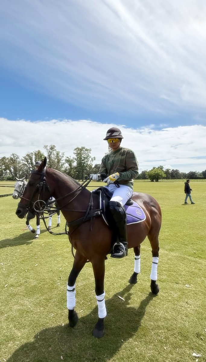 Tengku Hassanal Fans tweet media