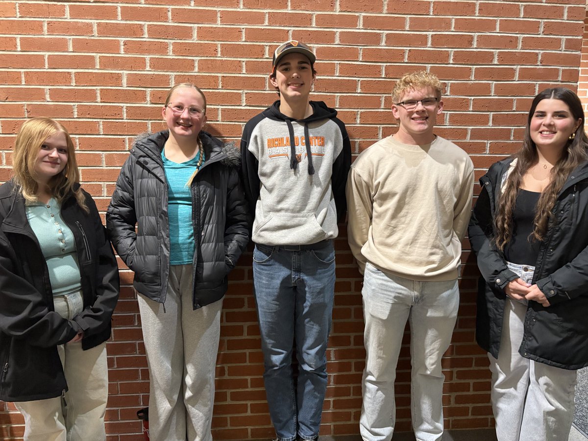 prevention_for's tweet photo. RCHS Youth4Change student leaders knocked it out of the park last night! Ella Cairns, AJ Kloehn, Breah Eggleston, and Mason Meyer presented their Tobacco-Free Parks proposal to the Richland County Parks Committee. https://t.co/Ka67UjldQE