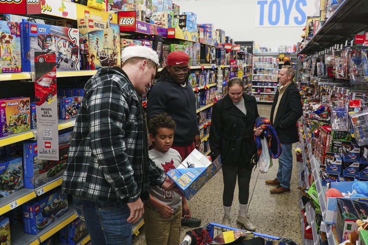 ‘Tis the Season 🎄
#ServeAsOneRazorback