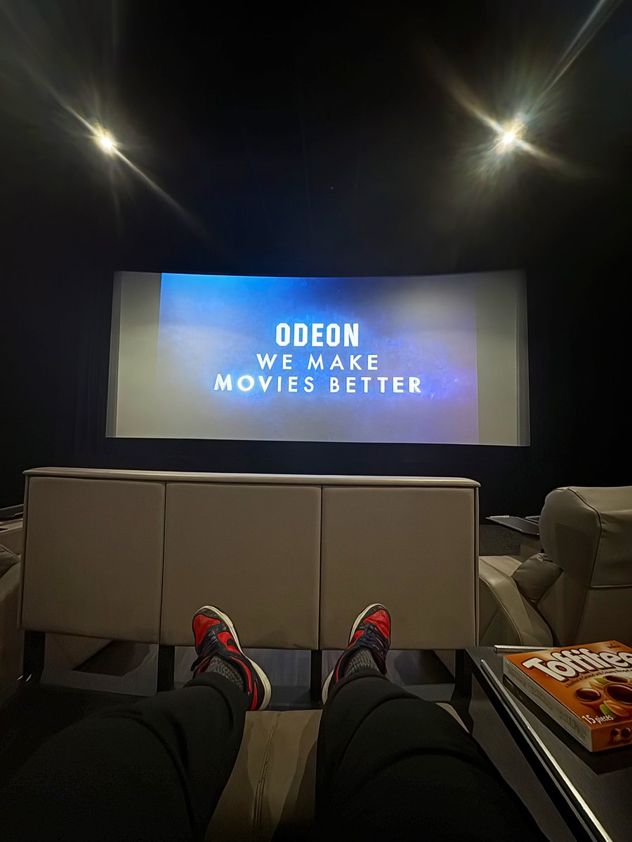 zachariahassler's tweet image. Ready for Five Nights At Freddy’s 2 in Odeon Kingston Recliner I definitely recommend My Limitless and on UniDays you can get it for £15:99 a month. #FNAF #odeon #cinema #themeparks #Cinema