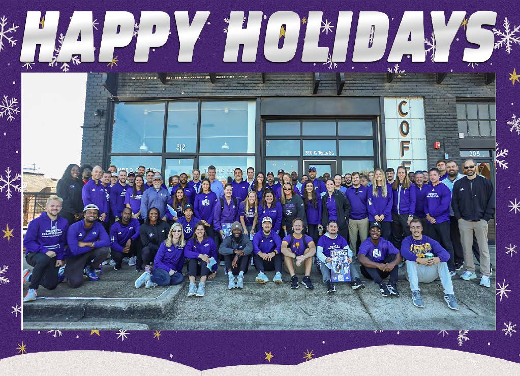 UNAAthletics's tweet image. From our North Alabama Athletics family to yours, wishing you a very Merry Christmas and a wonderful New Year! 🎄🦁