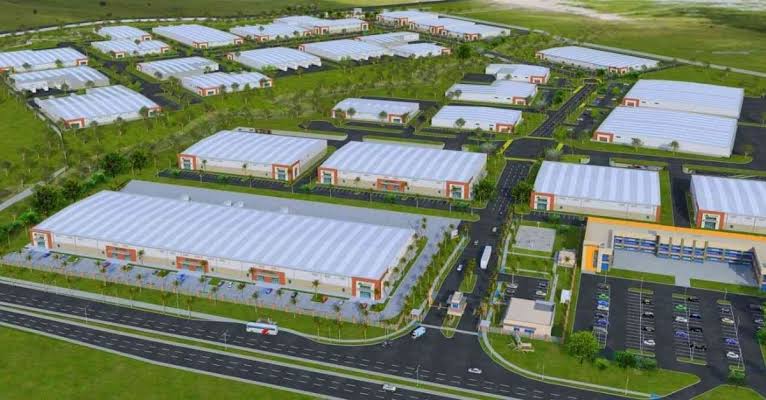 TnInvestment's tweet photo. #Bengaluru based #Kanai Technology Parks proposed to expand its Industrial and Logistics park at #Sriperumbudur near #Chennai

- To build 10 more Industrial buildings with 3.1 mn Sq.ft of built-up area with investment of Rs 577.49 Cr 

- This Industrial park is located adjacent to #Chennai - #Bengaluru Expressway 

#InvestInTN | #TamilNadu