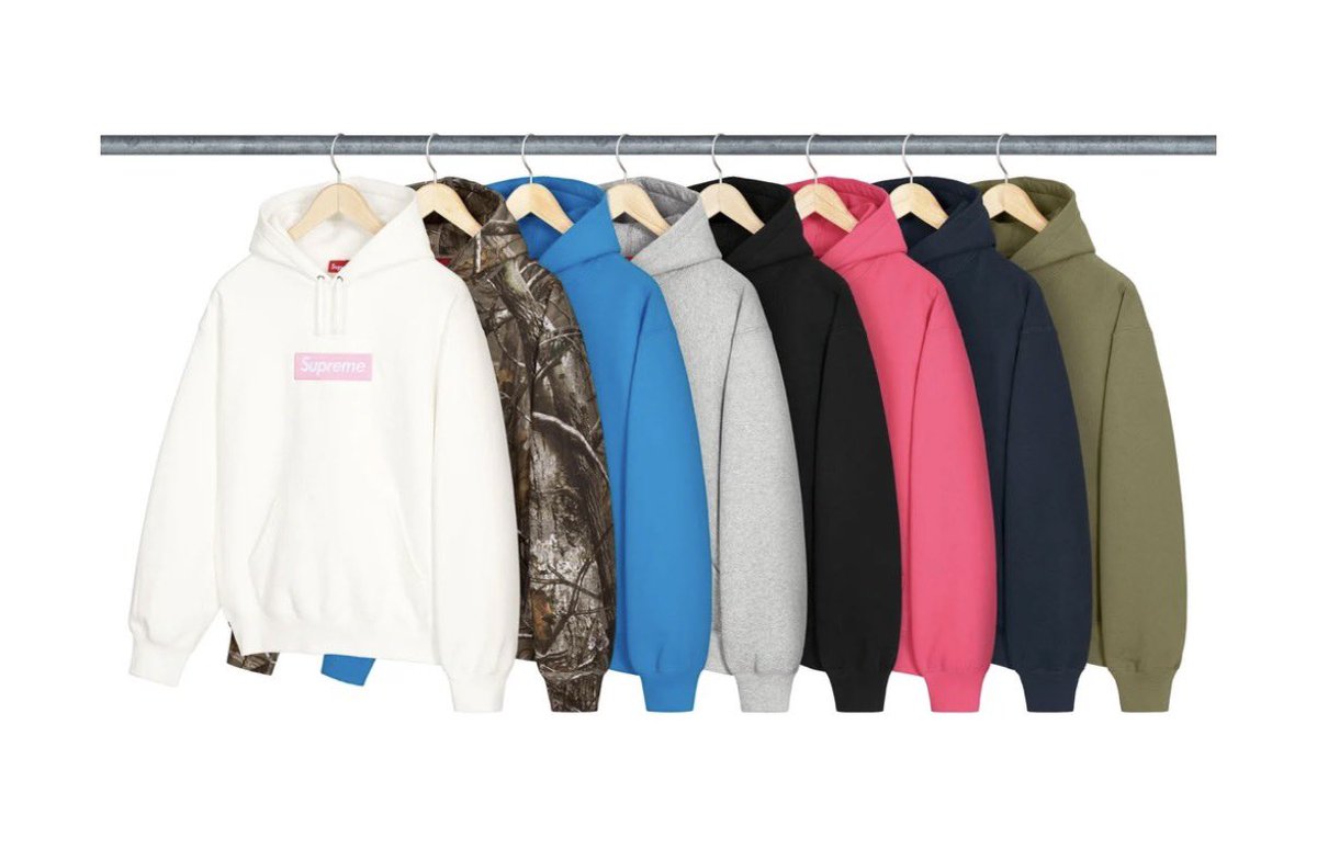 ⭐︎スクルト⭐︎ 年一の楽しみやぁ👏今年もよろしくお願いします👏 #supreme