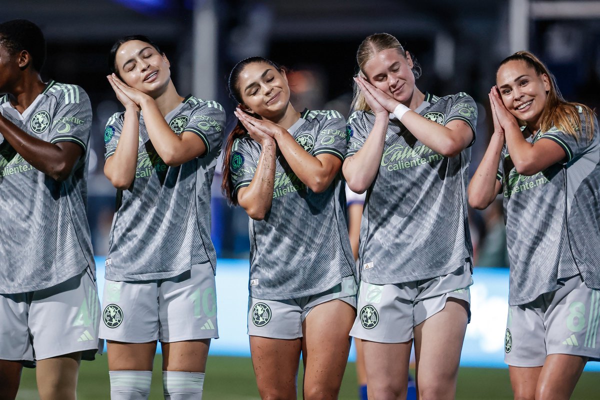 Gran debut en <a href="/worldsevens_/">World Sevens Football</a> 🦅✨