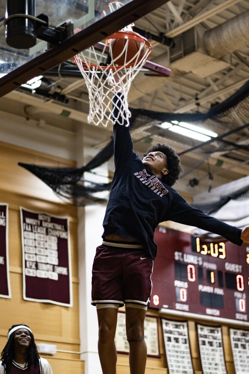 St. Luke's Boys Hoops ⚡️🏀 tweet media