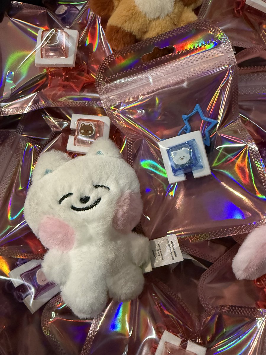 cheng ° tweet media