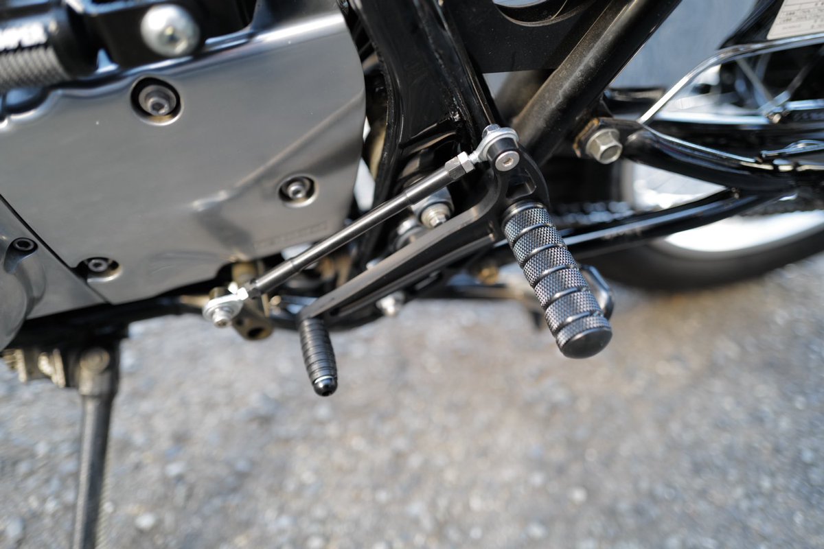 バックステップの取り付け、ありがとうございました😊
#sr400 #カスカーダ #北九州 #クラフトマン #leica