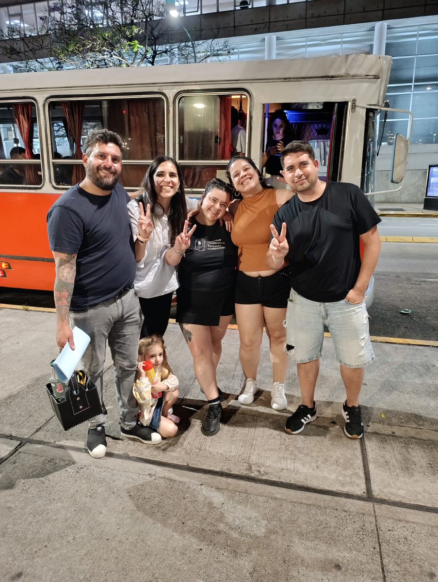 El pasado viernes tuvimos Reunión de la mesa Nacional de la <a href="/JUPNacionalOK/">Mesa Nacional JUP</a> y la presentación de JUPGRA

Siempre es lindo encontrarse con lxs compañerxs de las distintas regionales para conocer sus realidades y nutrirse de sus experiencias. La organización peronista más federal💙