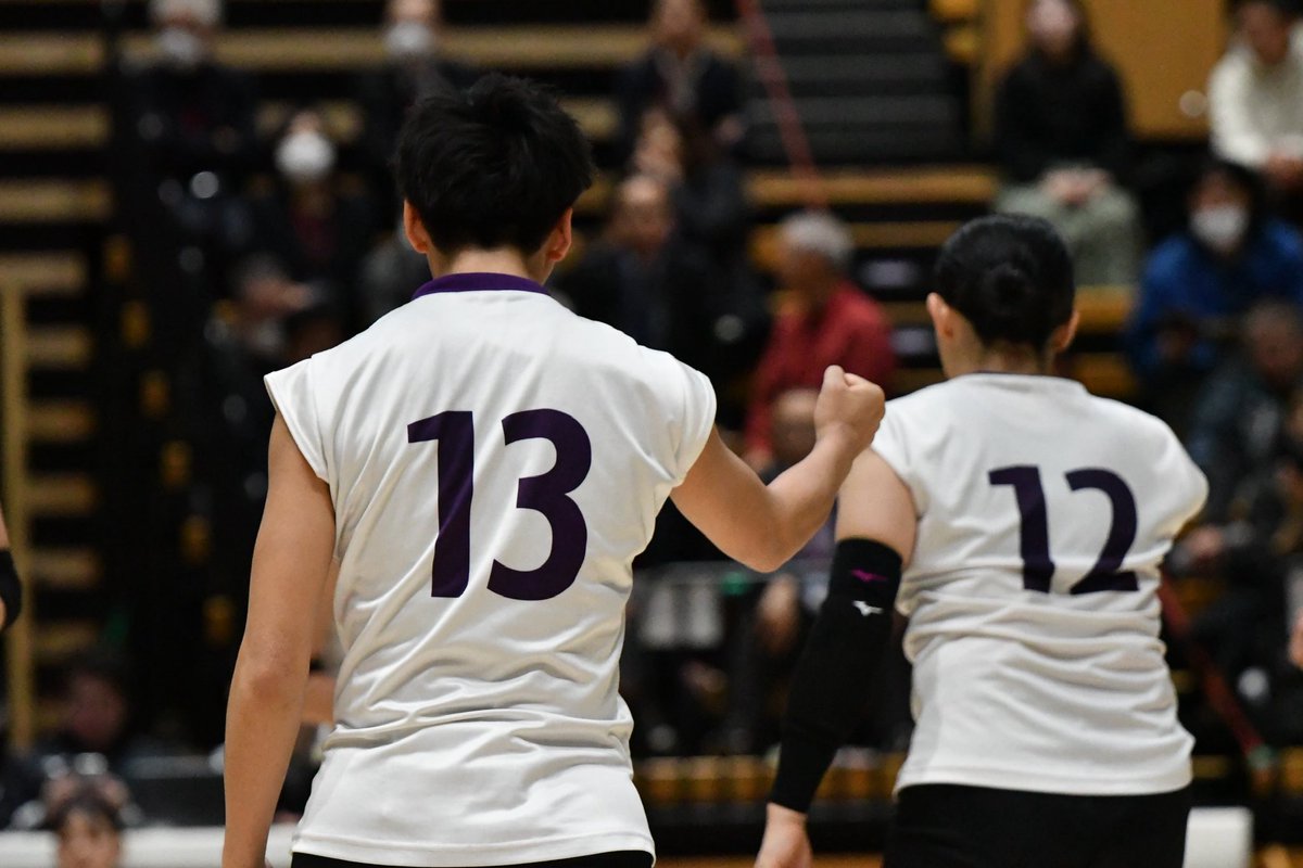 GakurenKoho's tweet photo. 【全日本インカレ女子トーナメント】
準決勝 第1試合
東女体3（25-21.25-20.25-15） 0明海大 https://t.co/l7kkU8TsE0