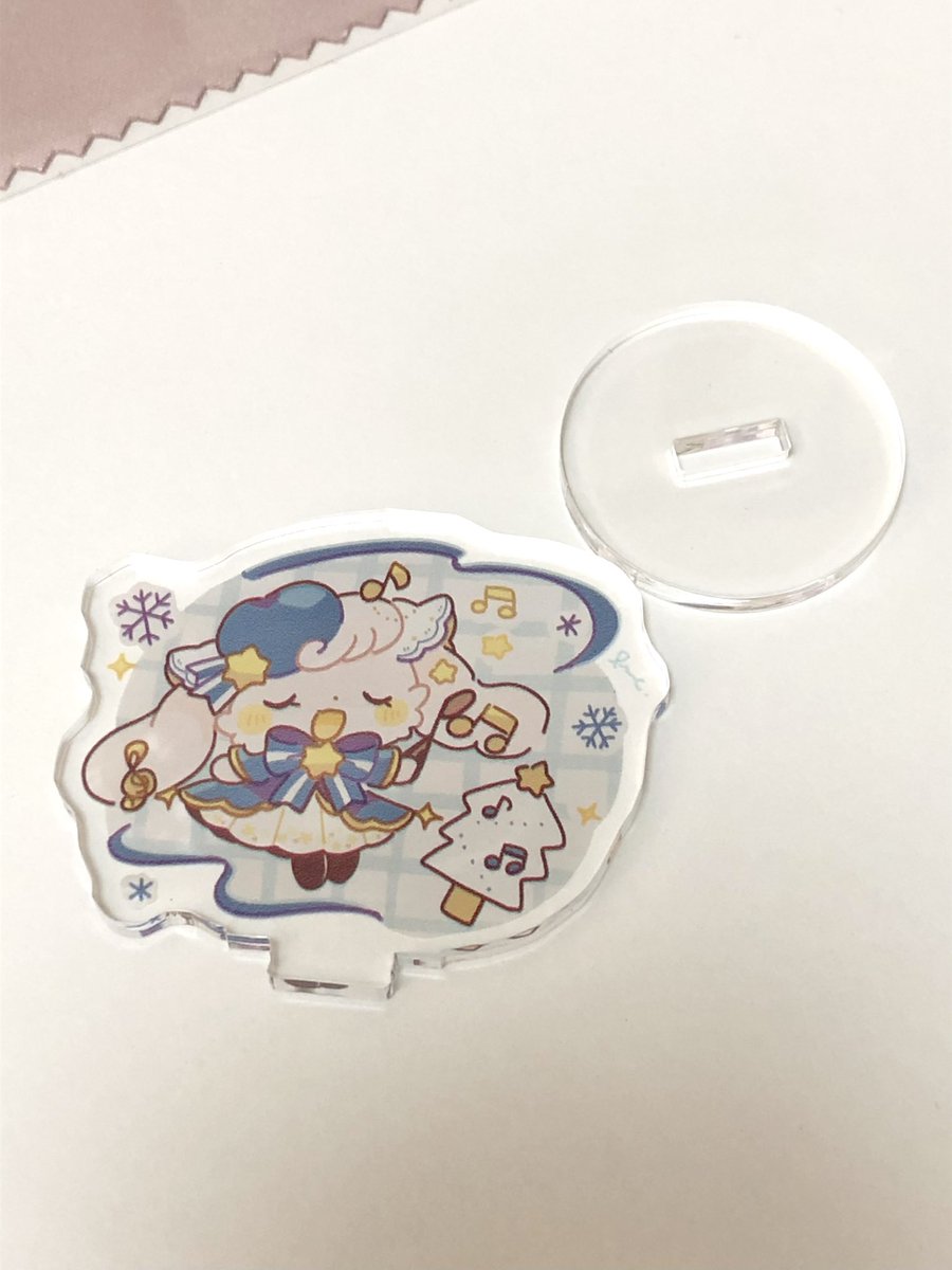 お試しで、コミグラ(グラフィック)さんのアクリルグッズシミュレーターで画像からアクスタを作ってみました！❄️🪄
カットパス不要で入稿できて便利〜！
(※PRではありません)

x.com/comic_graphic/…