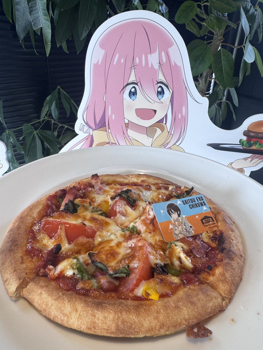 this_cafe's tweet photo. 『ゆるキャン△ SEASON３』 × This Is Cafe
コラボカフェは明日まで🏕️☕️💨

大好評🤤✨
「斉藤恵那のじっくり煮込んだトマトソースピザ」
今日も美味しそうに焼けてます🍕🐶

🏠コラボ開催店舗: 清水店.袋井店.日本平店
🔗コラボカフェ詳細はこちら
https://t.co/775miVx5sg

#ゆるキャン #thisiscafe https://t.co/MlIRMjMgJc