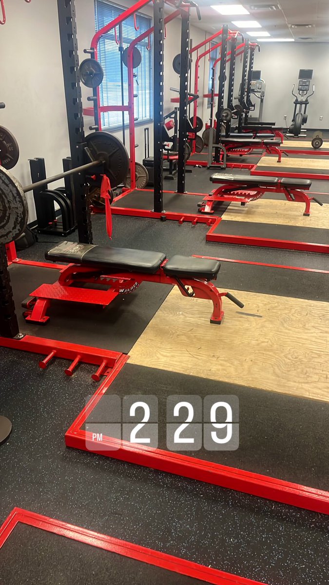 ShaunHudginsDB's tweet photo. Strength isn’t given — it’s earned. Back in the lab. #LatePost #NoDaysOff #JucoProduct #WhatOffSeason #2026Prep @CGTCAthletics @CoachKato97 @Coachvetmiller
@CoachChester99 @coach_jrob31 https://t.co/pmWGgiJyXC
