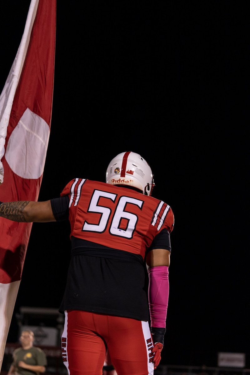 SENIOR CAMPAIGN HIGHLIGHTS!

Wouldn’t wanna battle with anyone else my senior year. Forever will be grateful for this program and will forever miss yall.  Onto the next and it’s always #letswork 

hudl.com/v/2Ssc5k