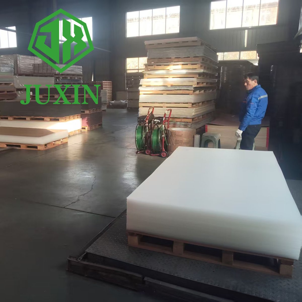 📢【JUXIN Cast Acrylic Sheet only produce 100% virgin material quality! 
Contact us now
📱 +86 137 0519 3043
☎ +86 516 8336 3521
⌨ juxinplastic.com
📧 juxin@juxinplastic.com

#Acrylic #juxinacrylic #acrylicsheet #juxinplastic #juxingroup #acrylicsheetclear #3mmacrylic