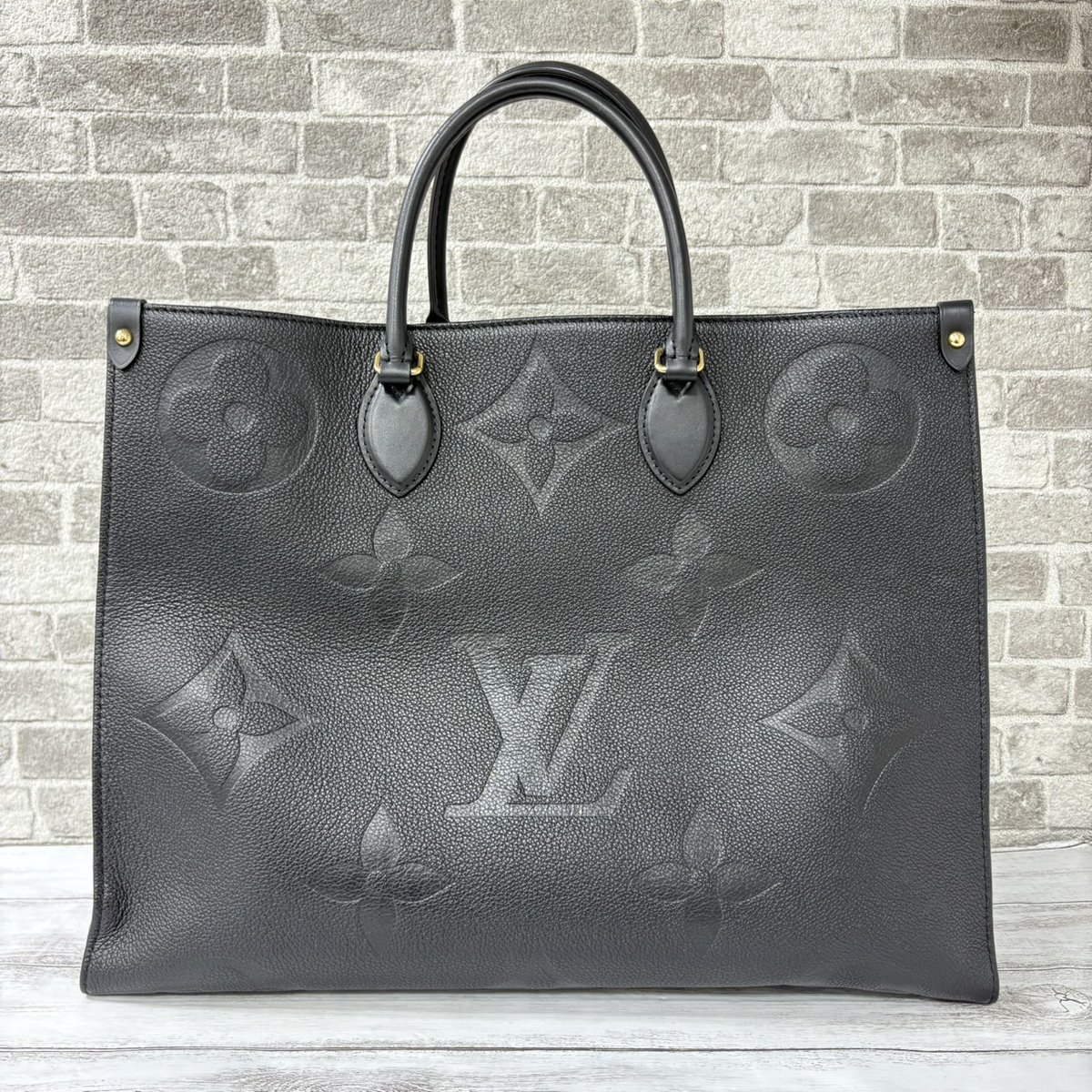 ⭐︎お買い得⭐︎ ルイ・ヴィトン オンザゴーGM ブラック黒 買取速報💎】 #ルイヴィトン #オンザゴーGM M44925 お買取りさせて頂き