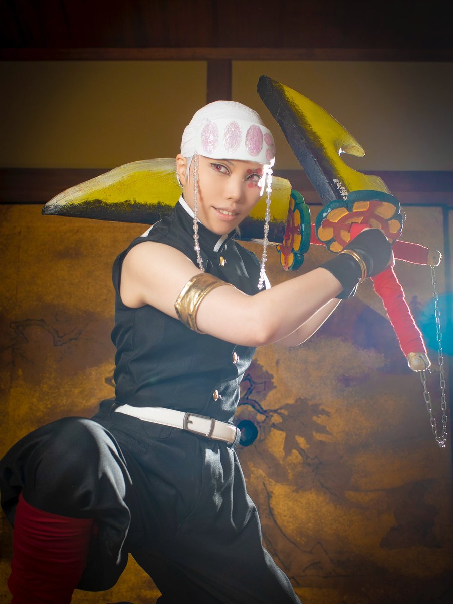 loutas303's tweet photo. 【Cosplay】
鬼滅の刃   宇髄天元

久しぶりの天元様でした！！

武器:うっしーさん(@ushicos)ありがとうございました😊
めっちゃ武器軽かった😳

Thanx📸:進道さん@SHINDO_STORY
綺麗に撮って頂いてありがとうございました！！

 #ろはすのコスプレ帳 https://t.co/WI6YiBHO2A