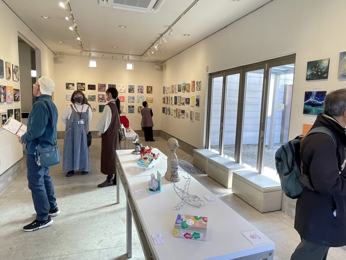 【拡散感謝】

本日初日

TATSUYA ART COMPETITION 2025
12月6日 (土) 〜 20日 (土)
11:00～18:00
GALLERY龍屋

アートコンペタツコン
本日より15日間お待ちしてます！

本日18時〜
オープニングパーティー
参加費1000円＋飲食持ち帰り

12/7 11時〜
オンライン販売＆遠隔投票
t2y.info/exhibition/288…