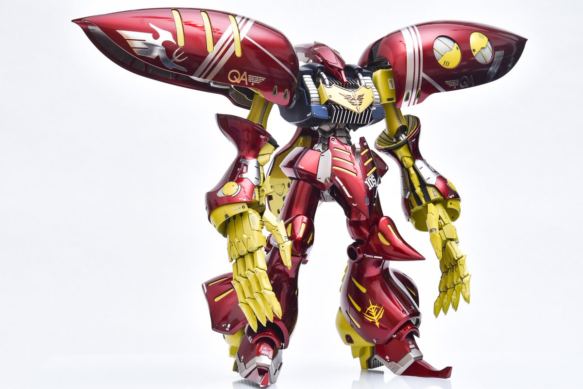 pla_keil's tweet photo. QUBELEY EMBELLIR Mk-II 
PLE TWO USED COLOR

キュベレイアンベリール完成ですっ！

4層吹きした深みのあるクリアレッドによるキャンディ塗装をメインにグロス仕上げとしました！

曲面の多い機体にグロスはよく似合う。。滅多に作らないジオン系MS製作、楽しめましたっ！ https://t.co/LtezOFYSjF
