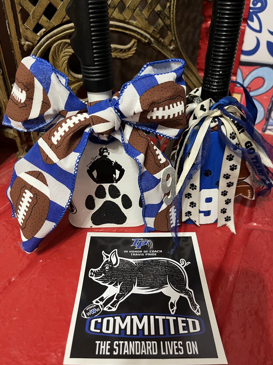 at3398's tweet image. Missing @ByronNelsonFB tonight. Grateful for all the memories. I know there’s bright futures for our senior boys &amp;amp; I look forward to cheering them on in whatever comes next, especially @abthompson_9! I’ll always be your biggest fan Bud. #wWw 🐾💙🏈