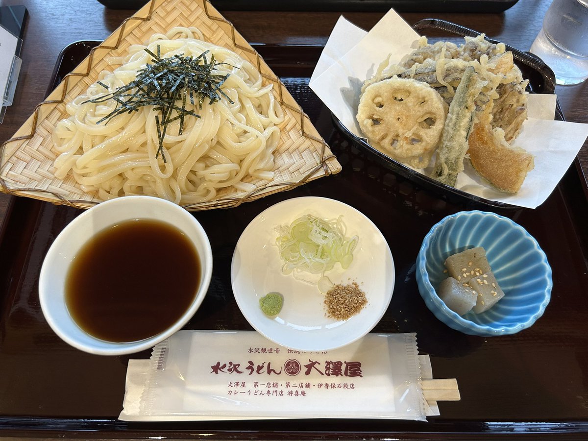 Yuki_TravelMap's tweet photo. 伊香保温泉と榛名湖
0℃で寒すぎたが、良い温泉だった♨️
#伊香保温泉 #榛名湖 https://t.co/66FrmR1qaA