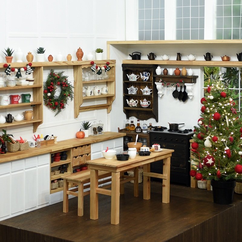 ✨️New arrivals ✨️ 

🫖Christmas  kitchen 🎄
기존의 계단 포토존 철거 후
대형  사이즈 부엌 포토존이 완성되었습니다.