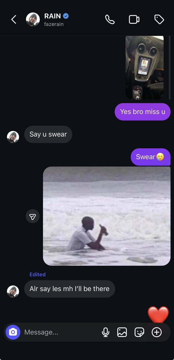 bybleeks's tweet image. The first FaZe member I ever started watching back in 2013 who I’ve been supporting ever since DMed me back on Instagram today and Idk who to tell so imma just leave this here🐐