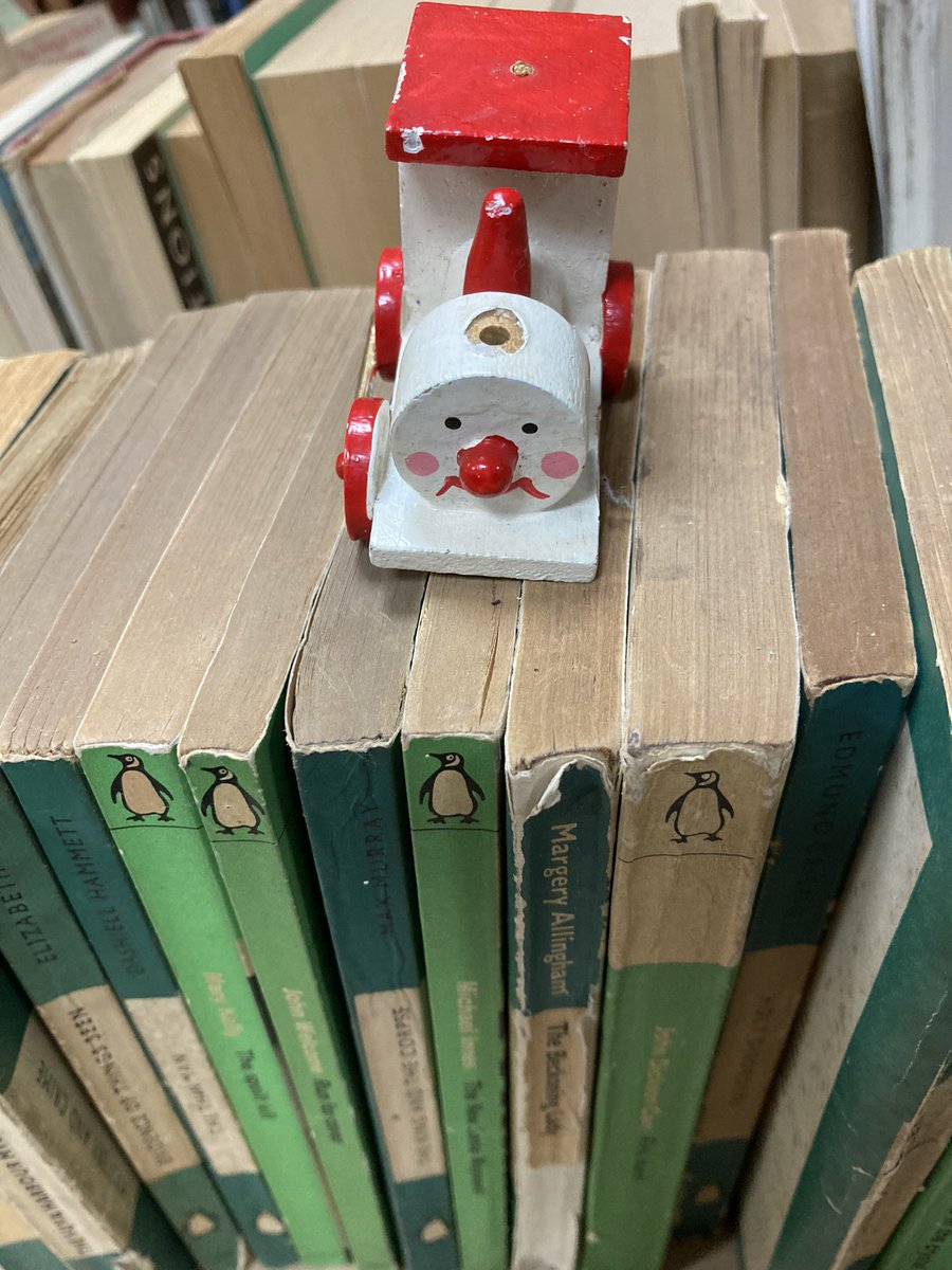 Plurabelle Books tweet media