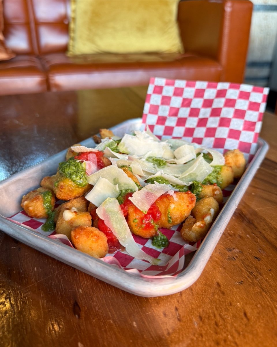 feeling festive with our marinara &amp; pesto cheese curds ♥️🌲