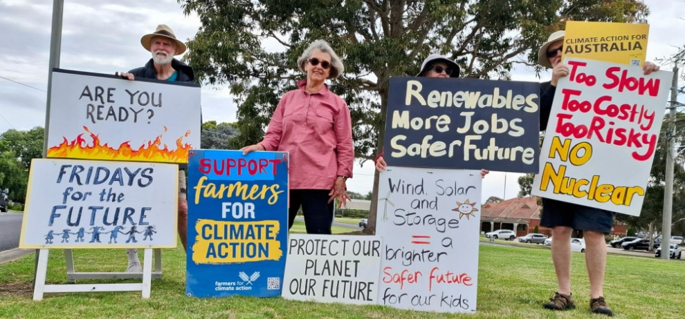 PeterDGardner's tweet image. Bairnsdale yesterday #FridaysforFuture #Gippsland #ClimateAction