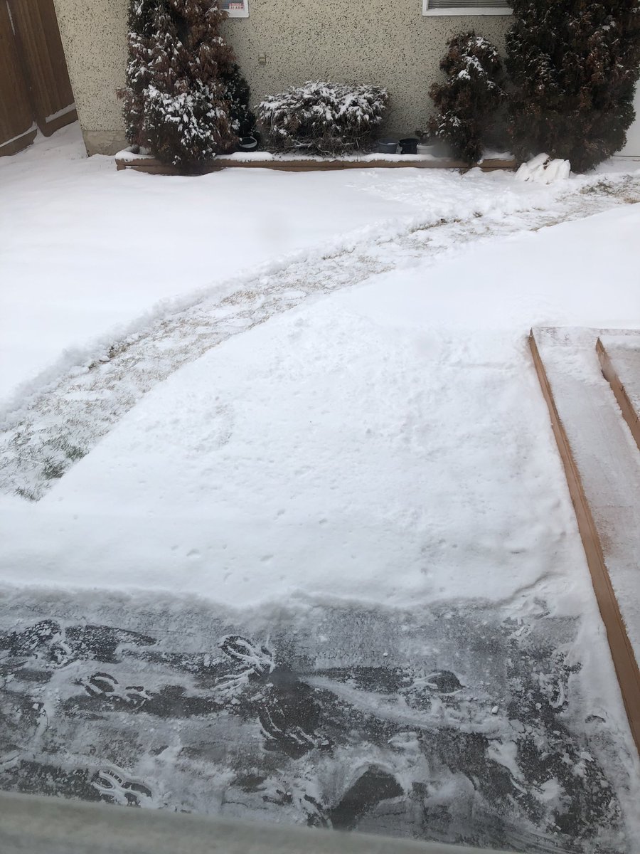 Old SmashSmash must have had a visit from <a href="/YouTube_Trev/">YouTube_Trev</a> today because someone has been shoveling my lawn