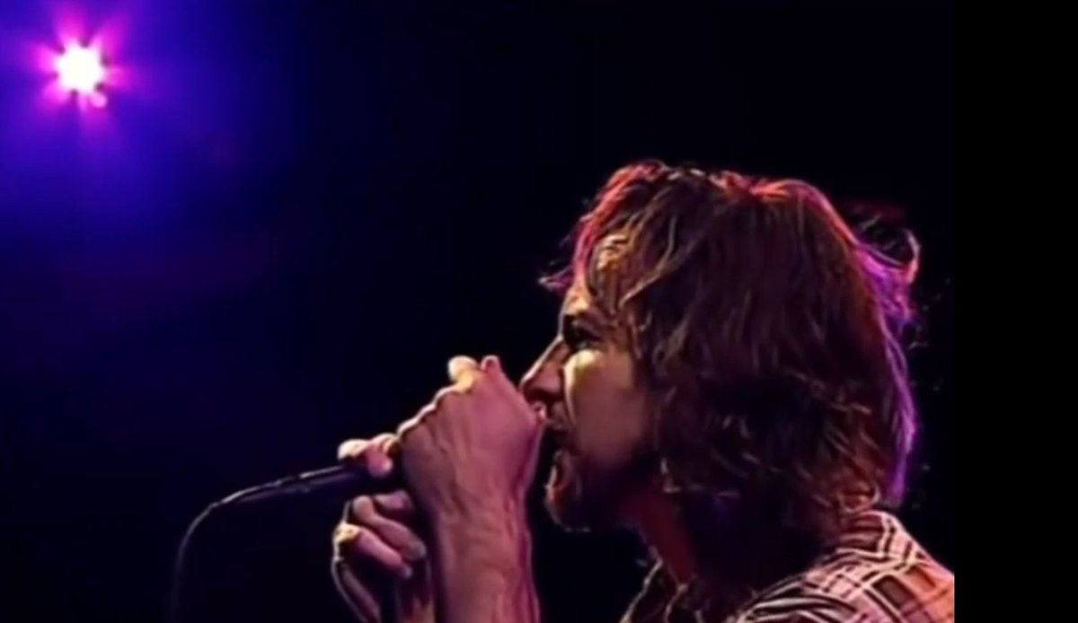 📼 Black - Pearl Jam, Estadio San Carlos de Apoquindo, 23 de noviembre de 2005.

columnaderazta.blogspot.com/2025/12/black-…