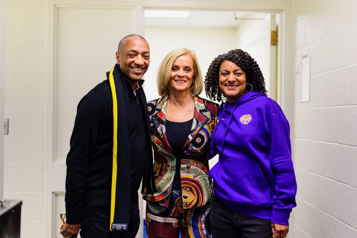 Kim Mulkey tweet media