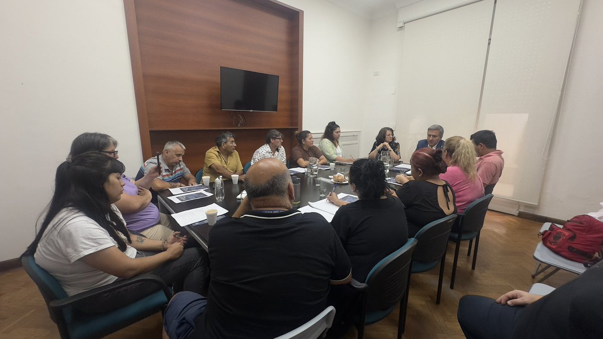 #Rosario Jornada de Capacitación sobre la Ley de Derechos y Garantías  de las personas victimas de delitos en la nueva Constitución de la provincia de Santa Fe. Es fundamental que las víctimas y sus familiares conozcan la Ley para hacer valer sus derechos. Por eso seguimos